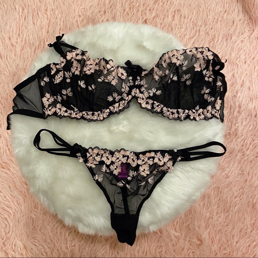 EUC L’Agent By Agent Provacateur Bra/Thong set 36DD/Large